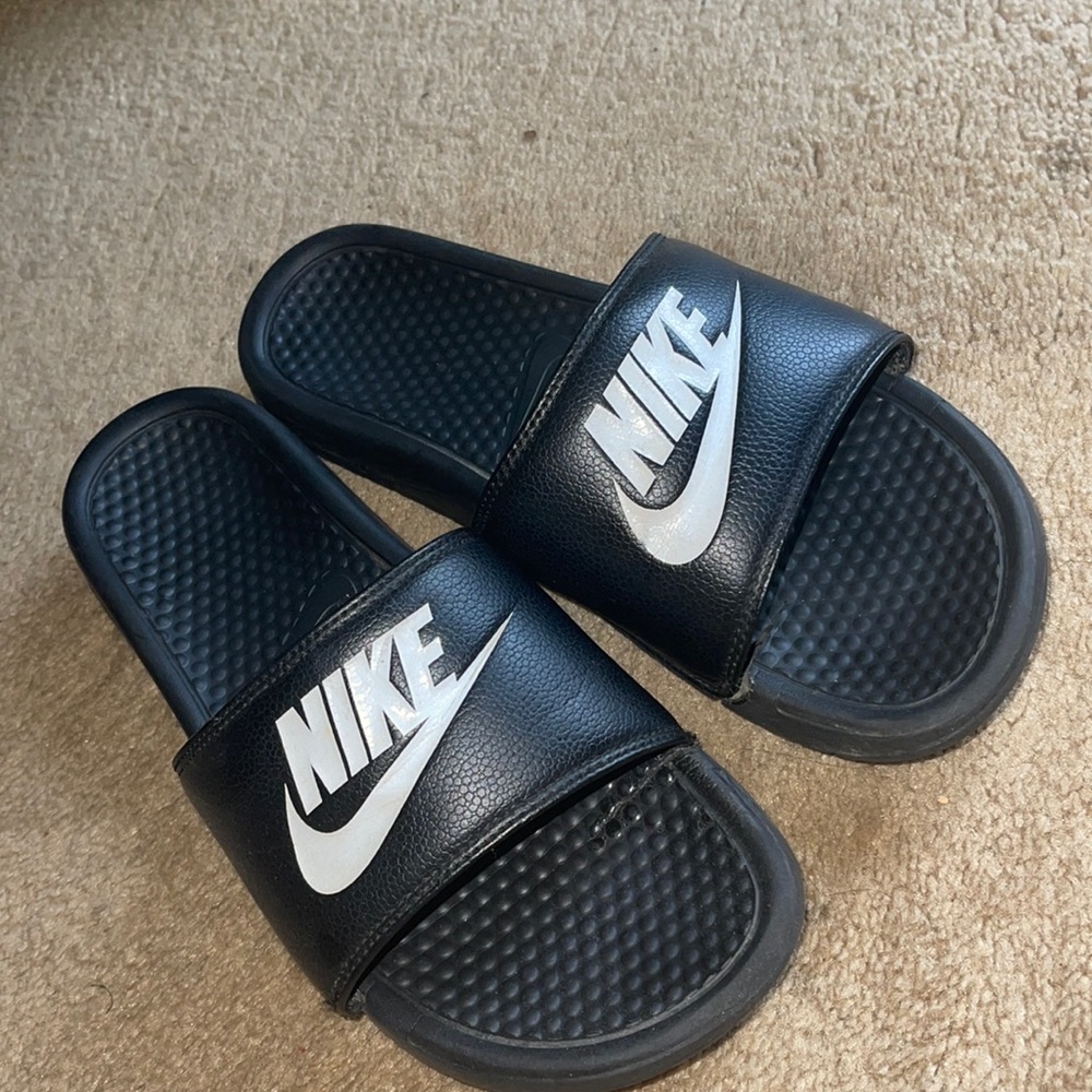 Black Nike Slides